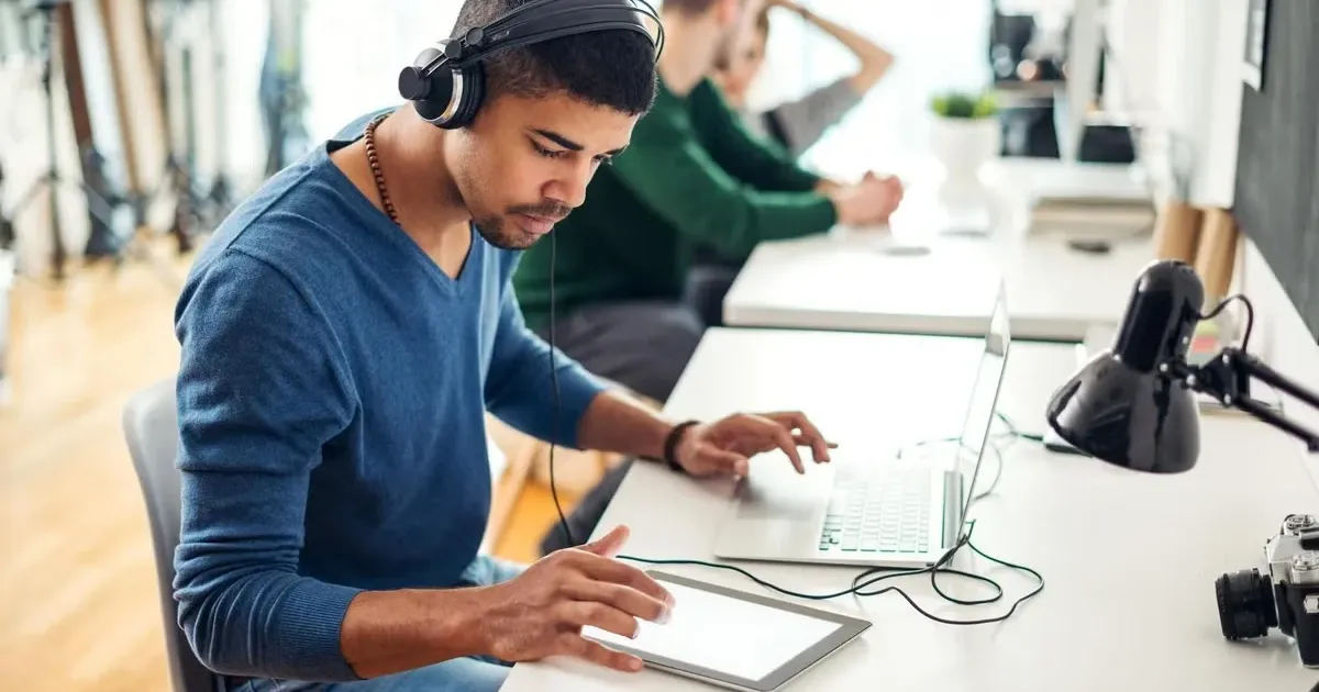 Como a música pode influenciar minha concentração e produtividade?