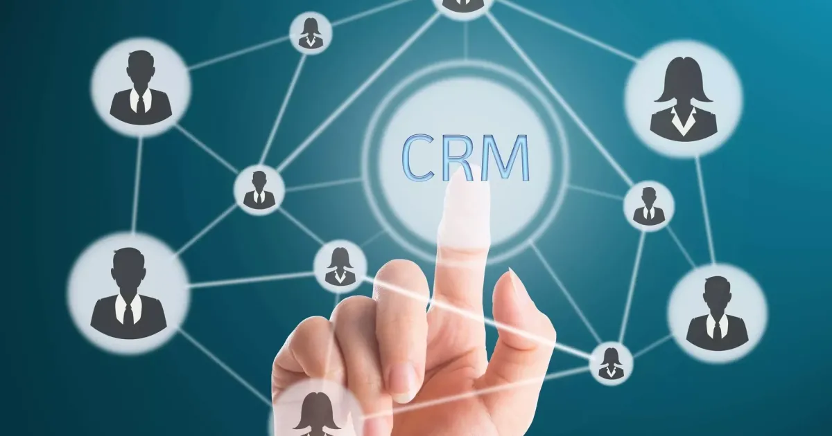 O que é um sistema de gerenciamento de relacionamento com o cliente (CRM)?