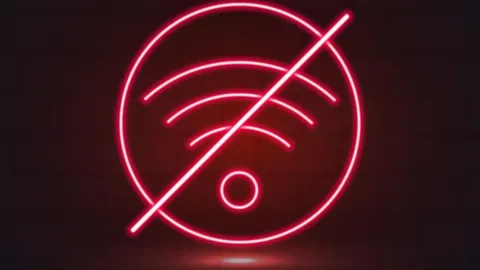 Rússia testa com sucesso a desconexão da internet mundial: o que isso significa?